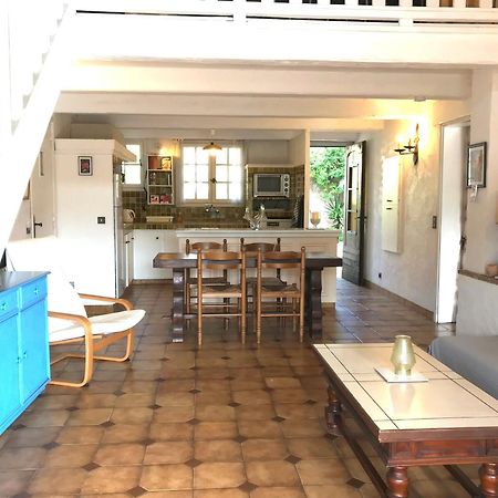 89 Le Grand Pin Appartement Sainte-Maxime Buitenkant foto