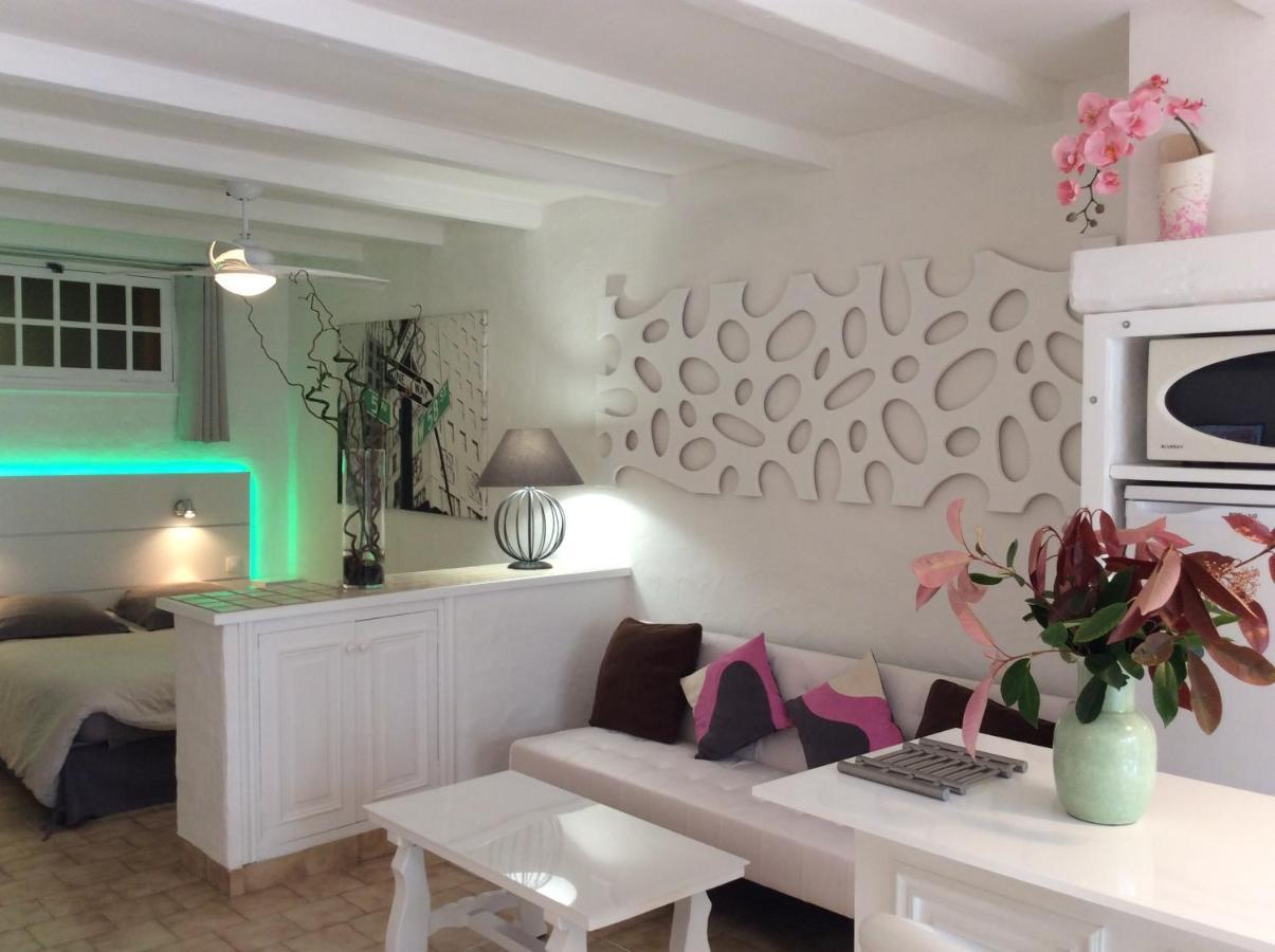 89 Le Grand Pin Appartement Sainte-Maxime Buitenkant foto