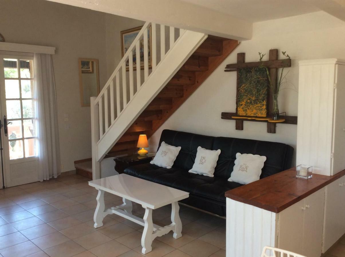89 Le Grand Pin Appartement Sainte-Maxime Buitenkant foto