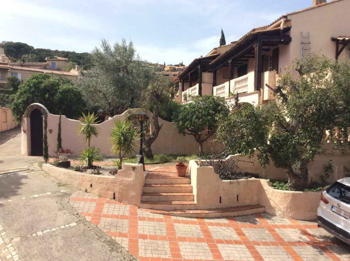 89 Le Grand Pin Appartement Sainte-Maxime Buitenkant foto