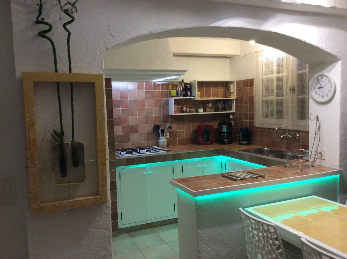 89 Le Grand Pin Appartement Sainte-Maxime Buitenkant foto