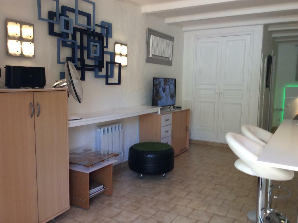 89 Le Grand Pin Appartement Sainte-Maxime Buitenkant foto