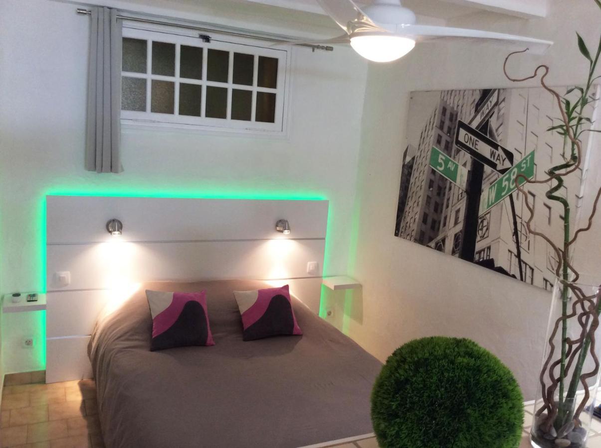 89 Le Grand Pin Appartement Sainte-Maxime Buitenkant foto