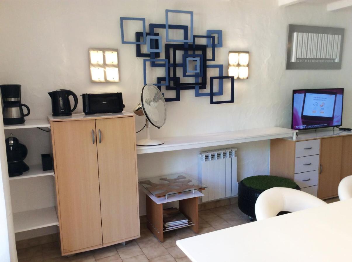 89 Le Grand Pin Appartement Sainte-Maxime Buitenkant foto